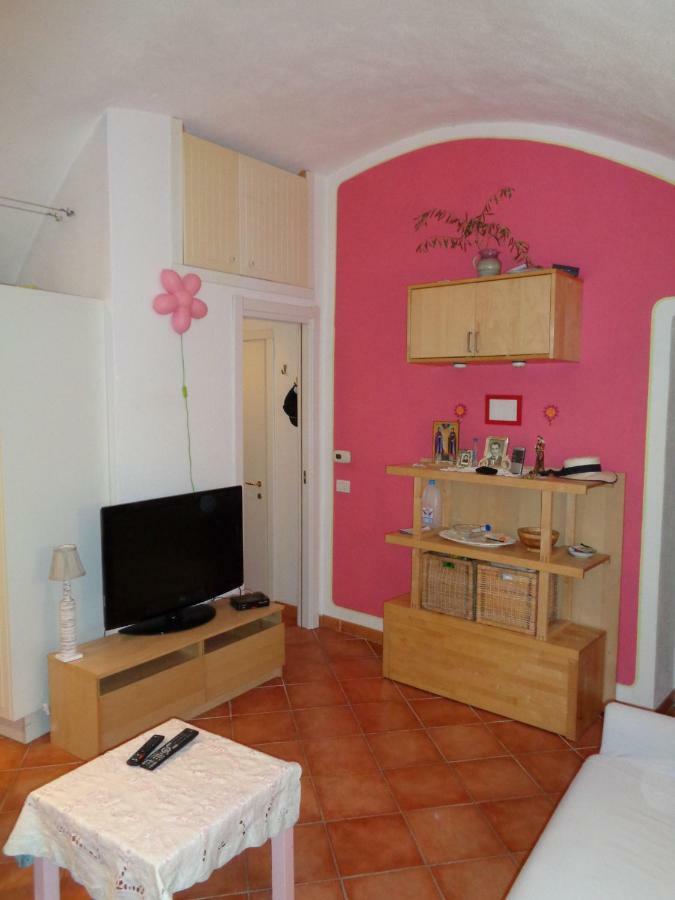 Isolabona Apartment Medieval Village מראה חיצוני תמונה