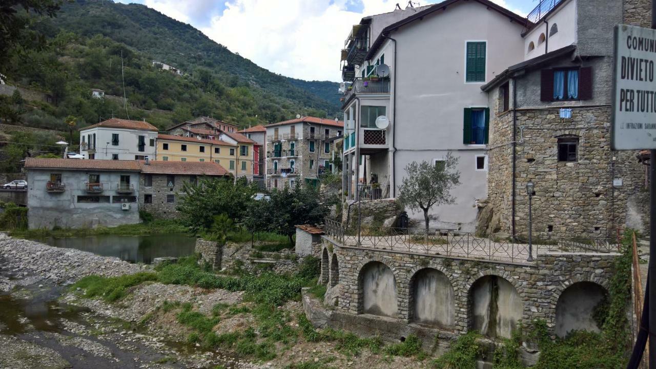 Isolabona Apartment Medieval Village מראה חיצוני תמונה