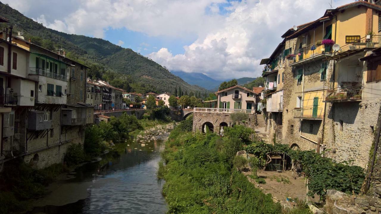 Isolabona Apartment Medieval Village מראה חיצוני תמונה